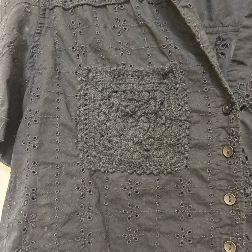 American Eagle cropped embroidered eyelet lace button up boho cottagecore top, M - Picture 5 of 12
